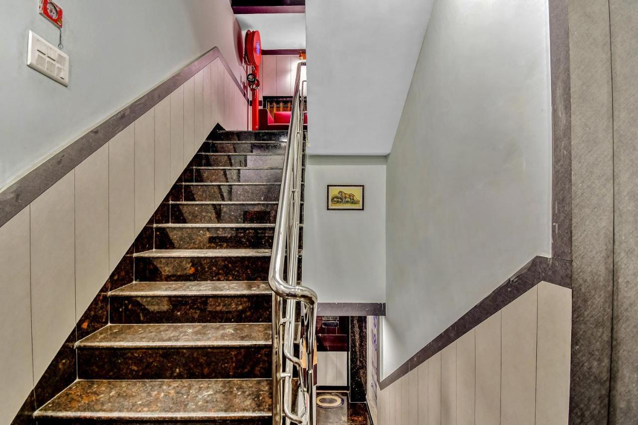 Hotel Margaret, Calcutta Eksteriør billede